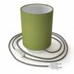 Posaluce, kovové svietidlo so zeleným plátenným valcovým tienidlom, textilným káblom, in-line vypínačom a 2-pólovou zástrčkou