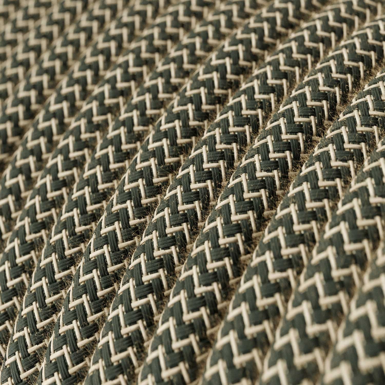 Svietidlo do zásuvky Snake Cik-Cak s farebným textilným káblom so vzorom cik-cak