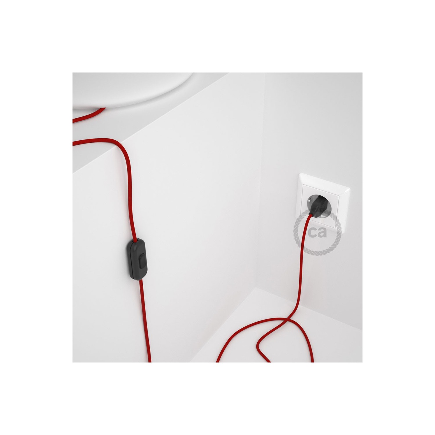 Napájací kábel pre stolnú lampu, RM09 Červený hodvábny 1,80 m. Vyberte si farbu zástrčky a vypínača.