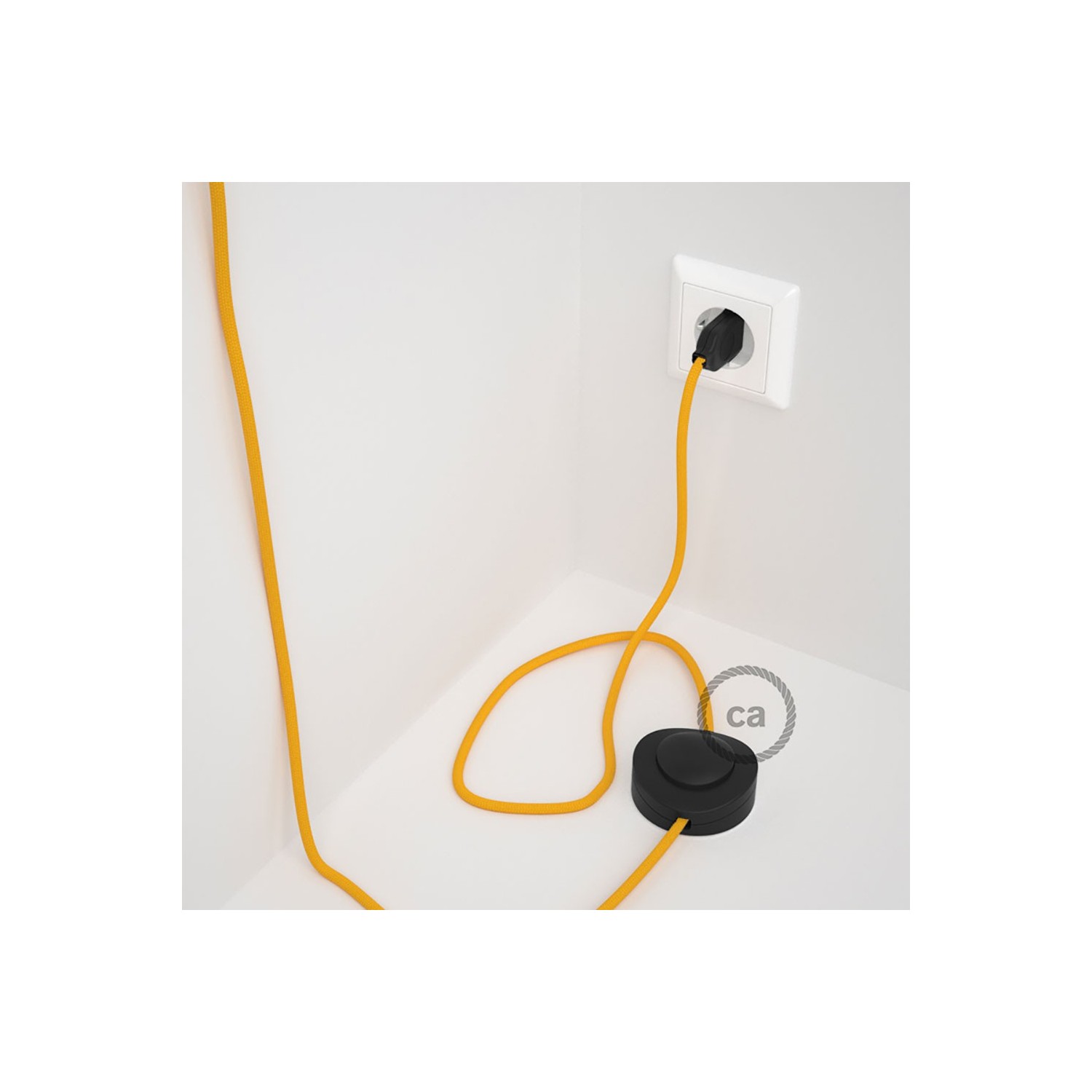 Napájací kábel pre podlahovú lampu, RM10 Žltý hodvábny 3 m. Vyberte si farbu zástrčky a vypínača.