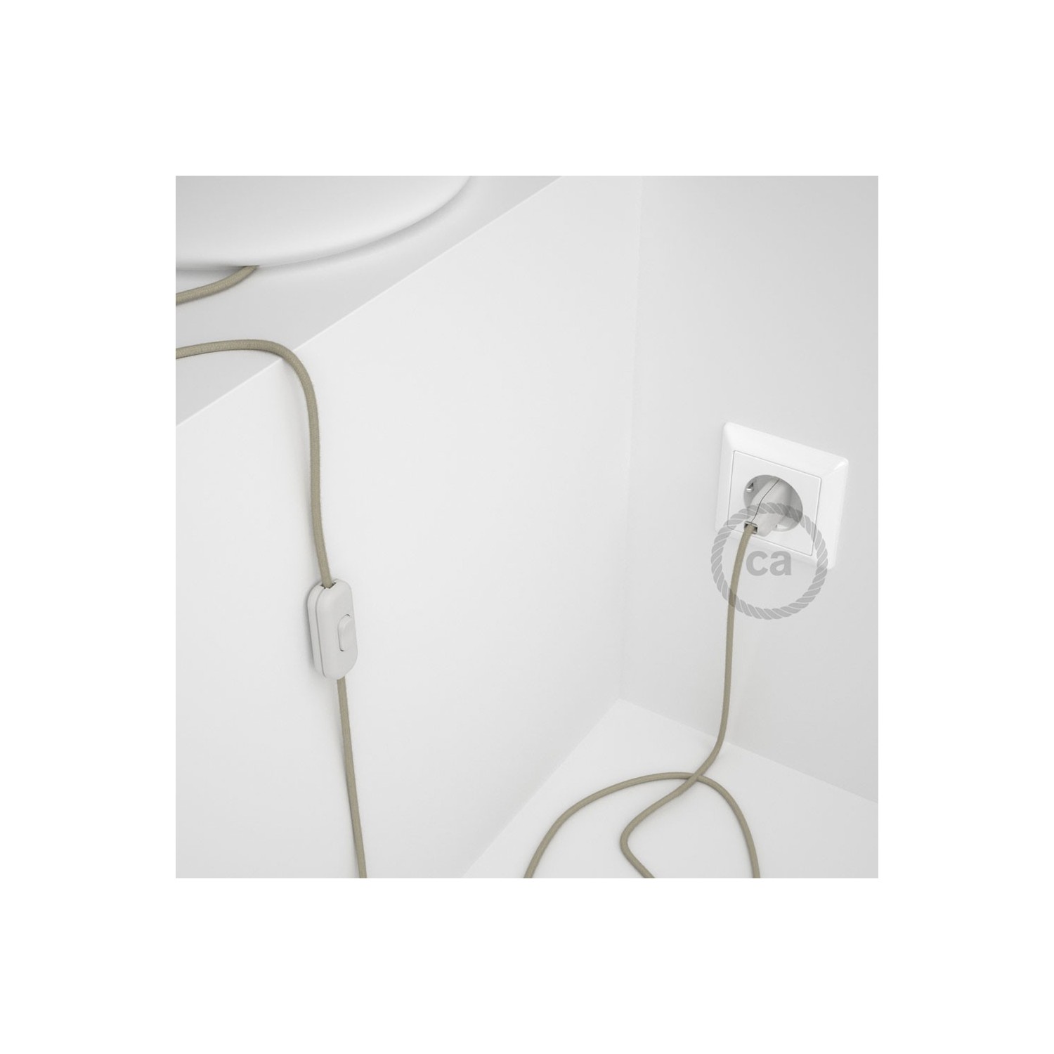 Napájací kábel pre stolnú lampu, RC43 Holubicovo krémový bavlnený 1,80 m. Vyberte si farbu zástrčky a vypínača.