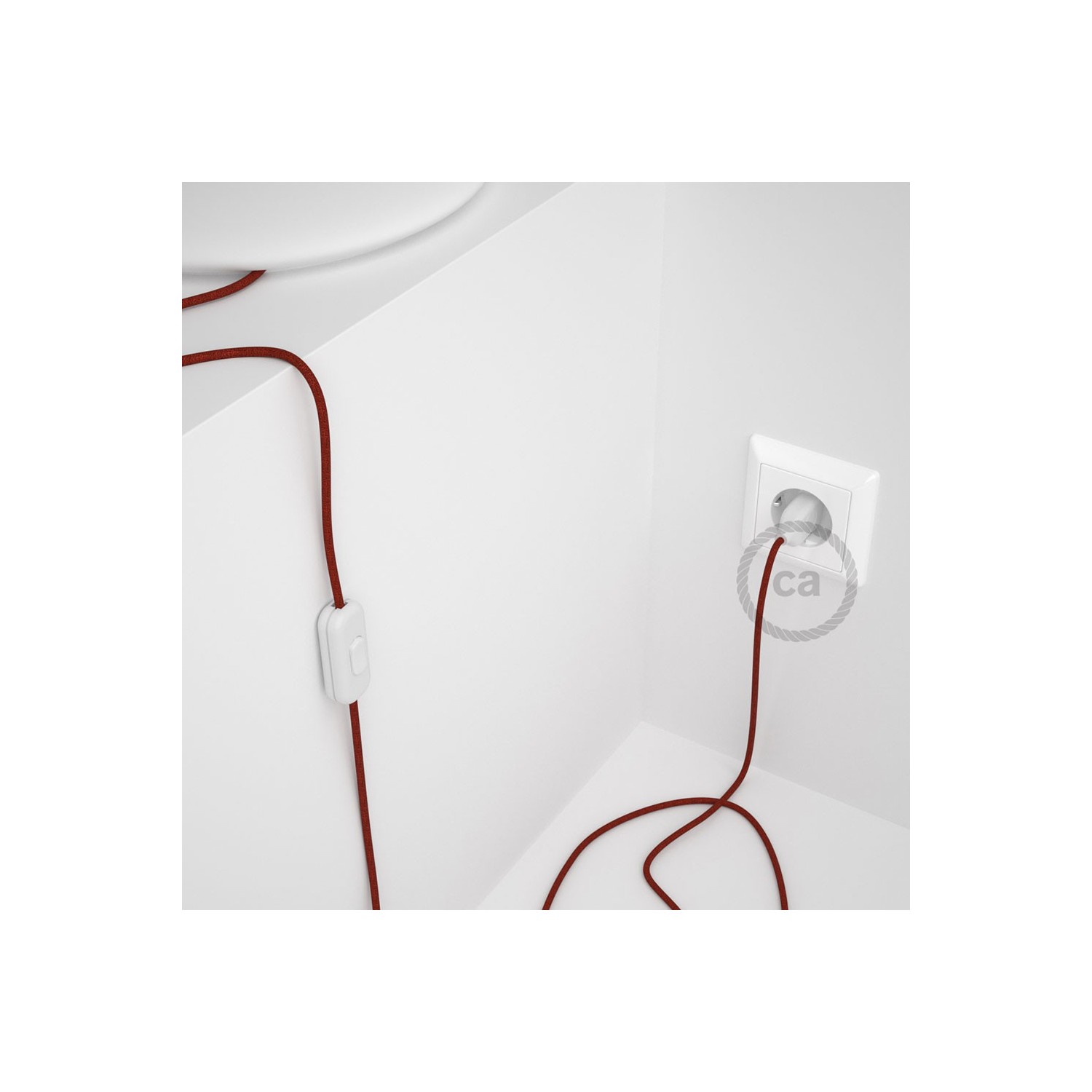 Napájací kábel pre stolnú lampu, RL09 Červený hodvábny 1,80 m. Vyberte si farbu zástrčky a vypínača.