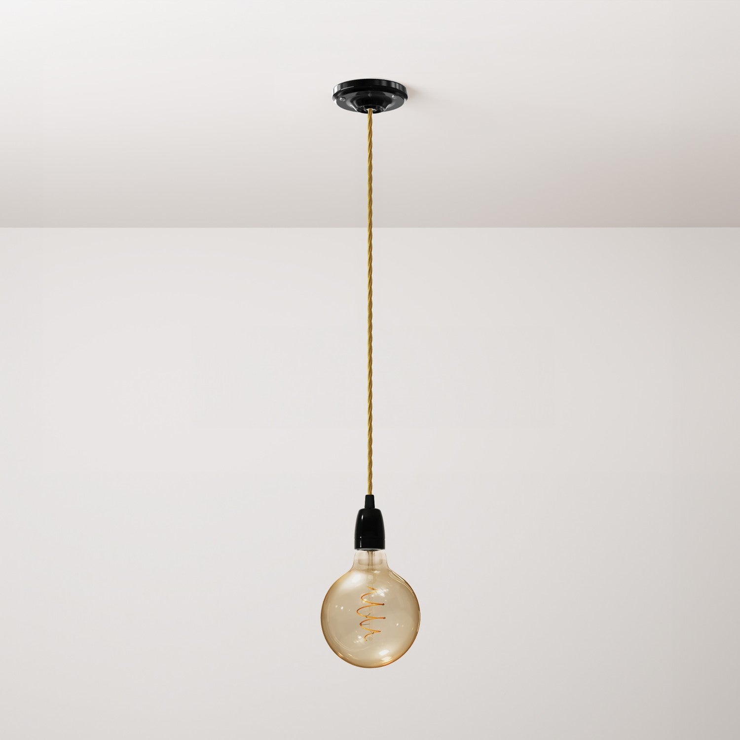 Lampada a sospensione completa di cavo tessile trecciato e finiture in porcellana - Nero