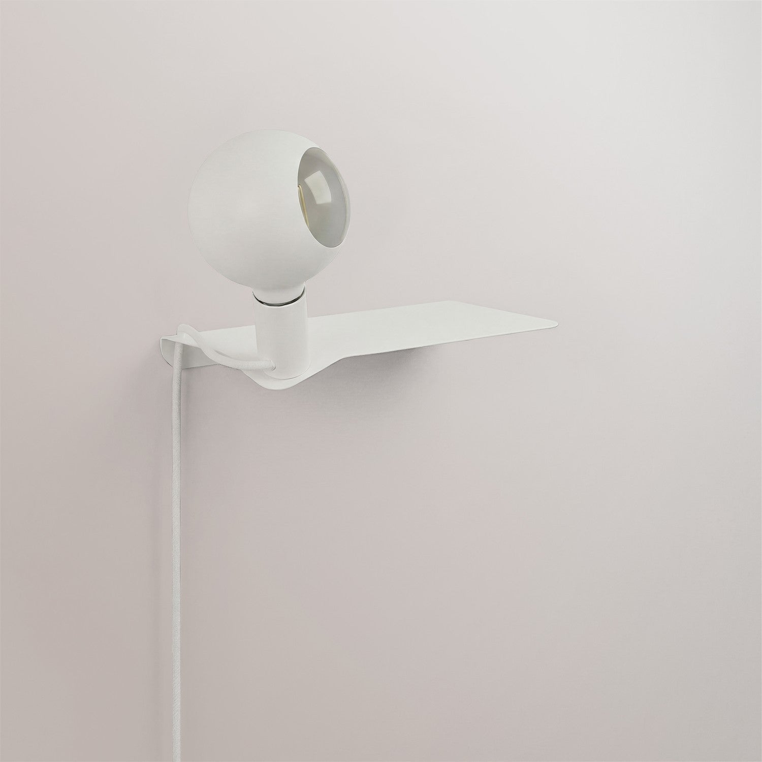 Combo Camo - Lampada con mensola e spina UK - Bianco - Creative Cables