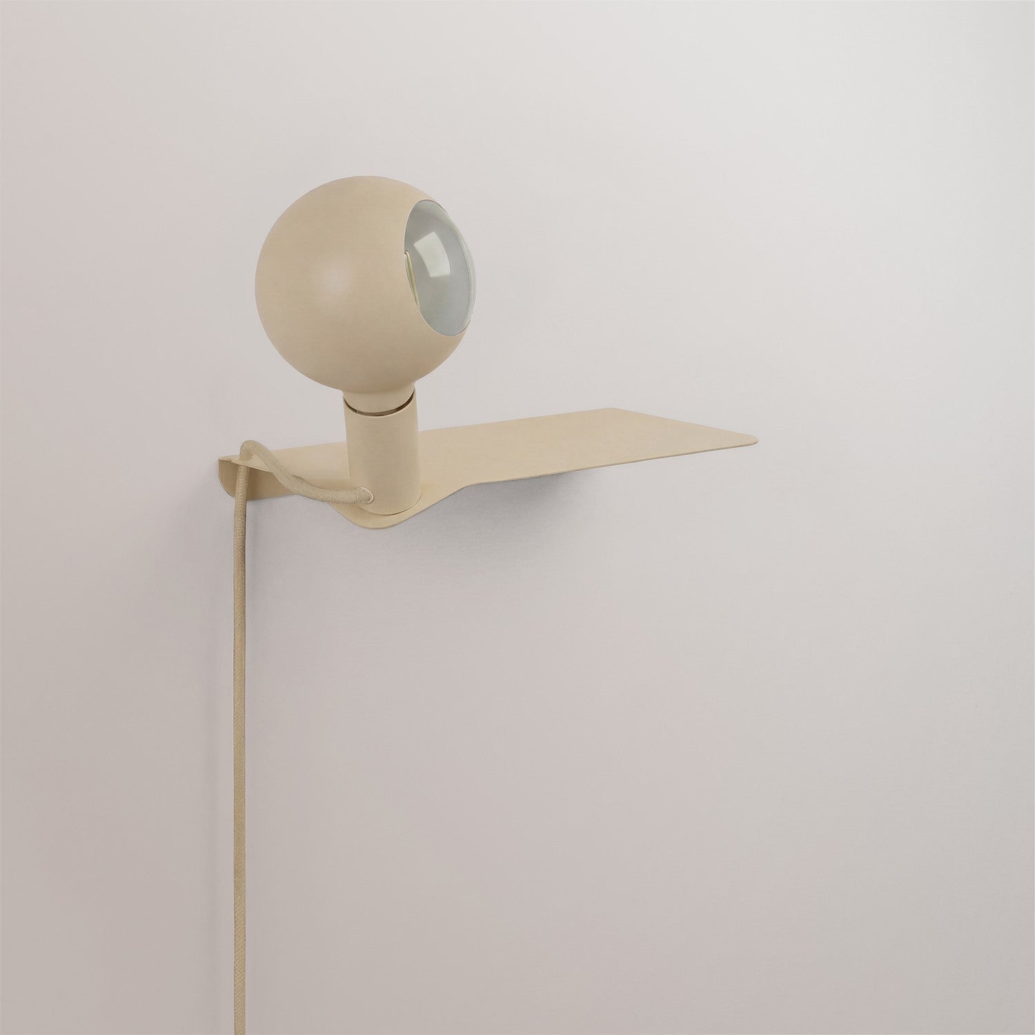 Combo Camo - Lampada con mensola e spina UK - Panna - Creative Cables