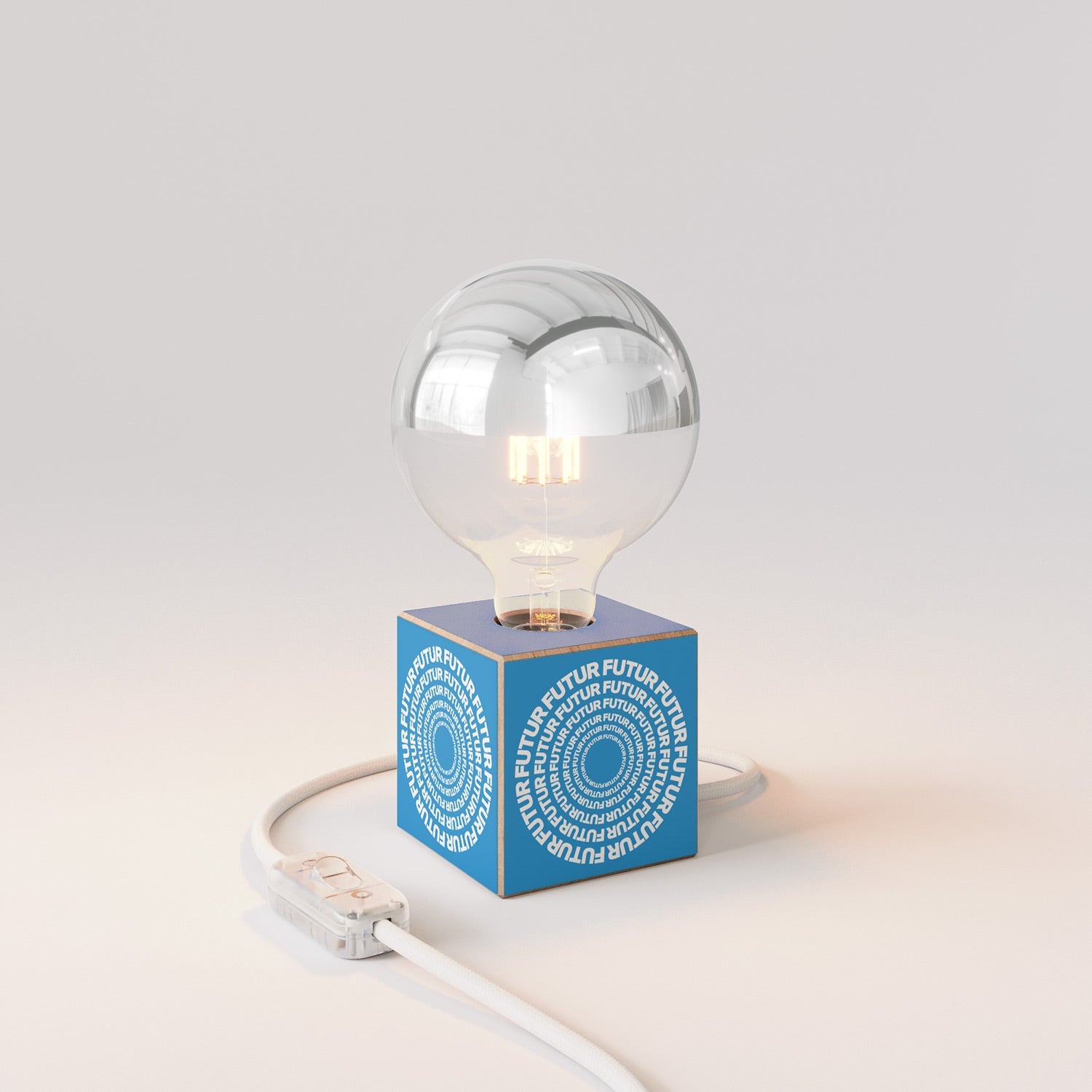 Lampada da tavolo Cubetto "Futur" con lampadina globo mezza sfera argento - Futur Festival