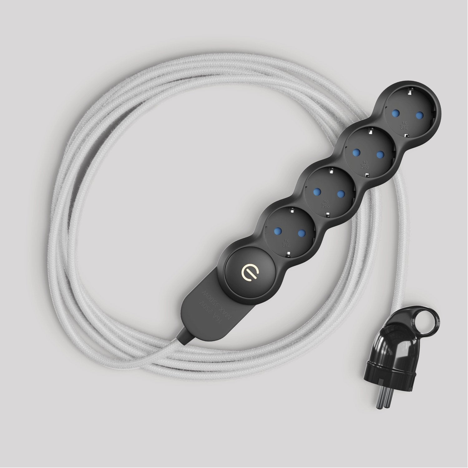 Multipresa tedesca con cavo in tessuto bianco lucido e spina Schuko con anello comfort Nero