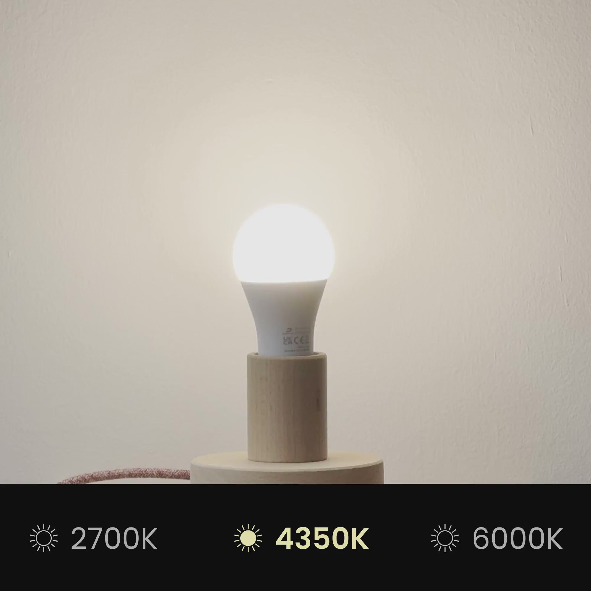 Nahrajte video: Závesná lampa s tienidlom z látky Cilindro Small Camelot svetlosivá - Vyrobené v Taliansku