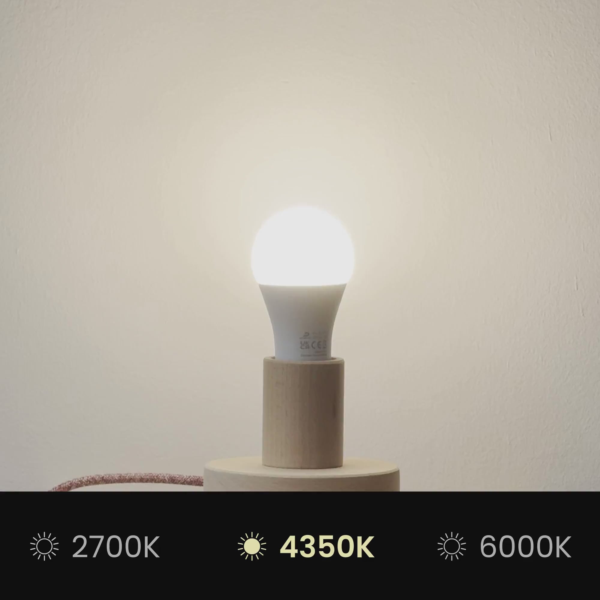 Nahrajte video: Závesná lampa s tienidlom z textilu Cilindro Large - Made in Italy - Teletta Červená